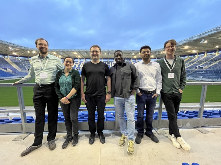 Tobias Weigel and his team from the Helmholtz AI Consultants for Earth and Environment. Photo: Paul Keil Photo AI-Team